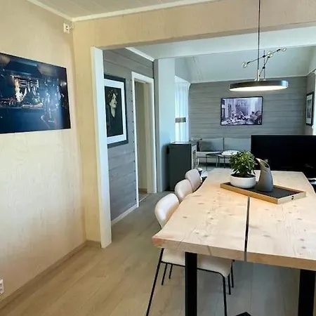 Et Helt Hus Med Utsikt! 10 Min Fra Sentrum Holiday home Trondheim