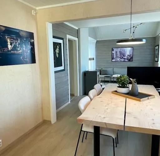 Et Helt Hus I Fredelige Omgivelser Med Utsikt! Ca 10 Min Fra Sentrum Nyaraló Trondheim